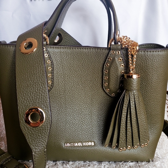 michael kors brooklyn small leather satchel